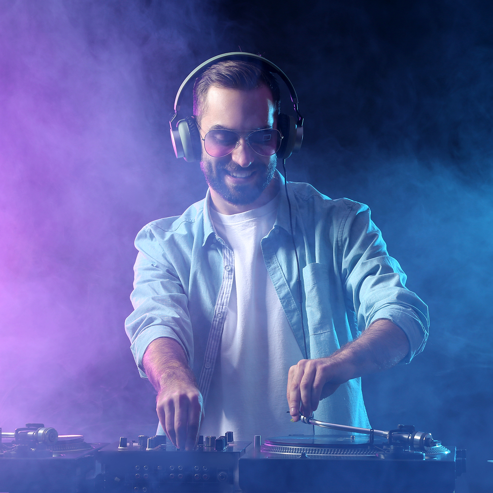 evento DJ + Percusión Afro & Latino