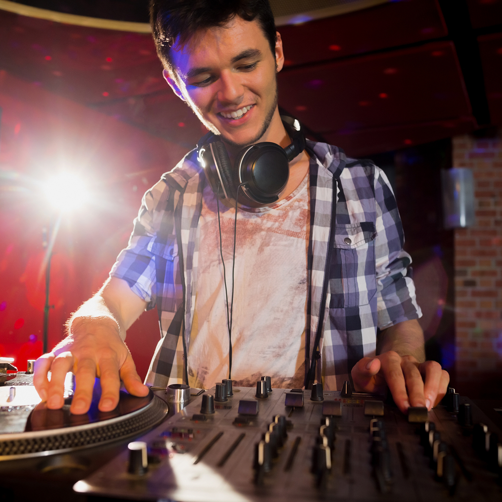 evento DJ + Percusión House Mix